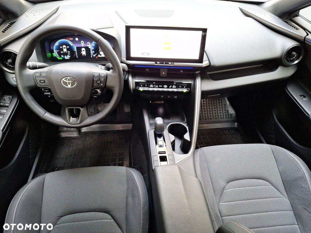 Toyota C-HR 2.0 PHEV Dynamic Force Executive - 11