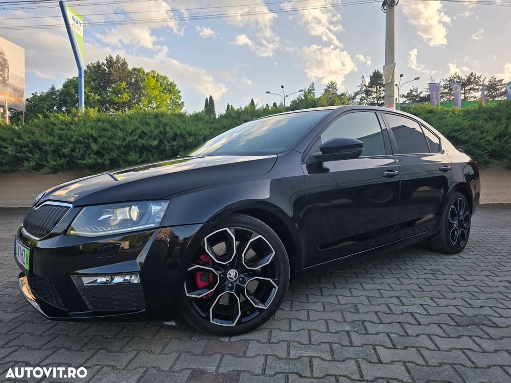 Skoda Octavia 2.0 TDI RS DSG - 1