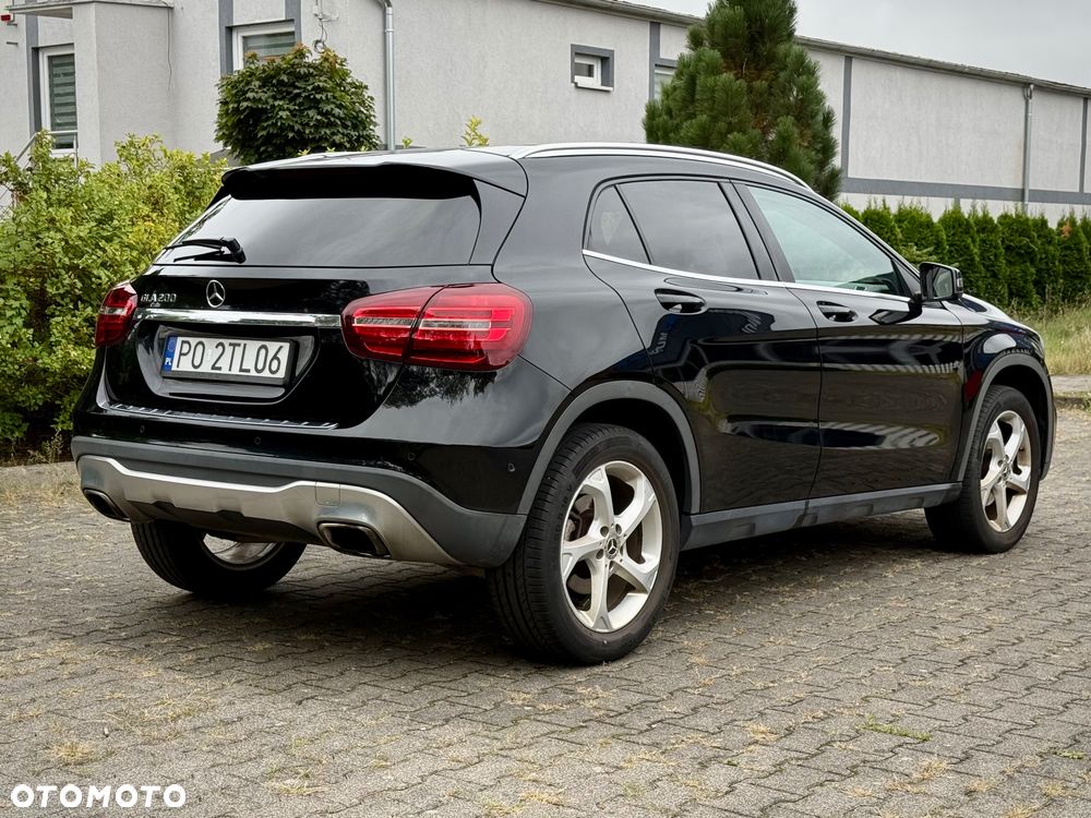 Mercedes-Benz Gla 2017 photo 3