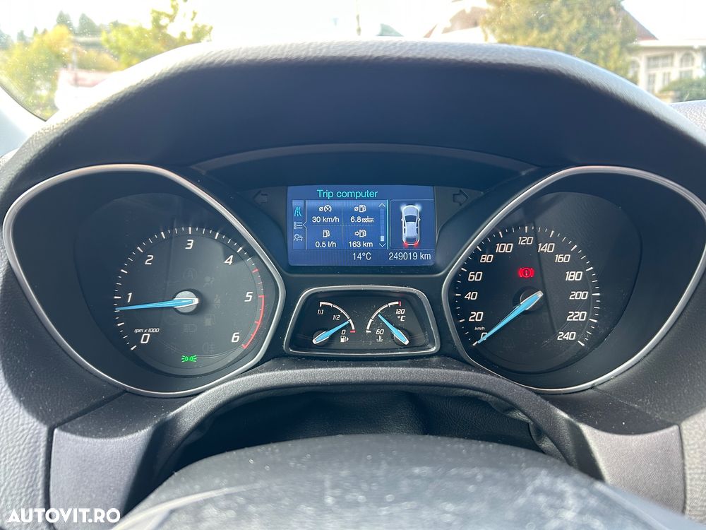 Ford Focus - 6