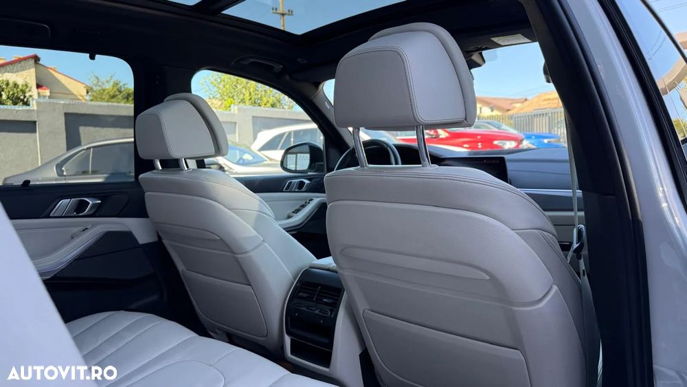 BMW X5 M M50d - 23