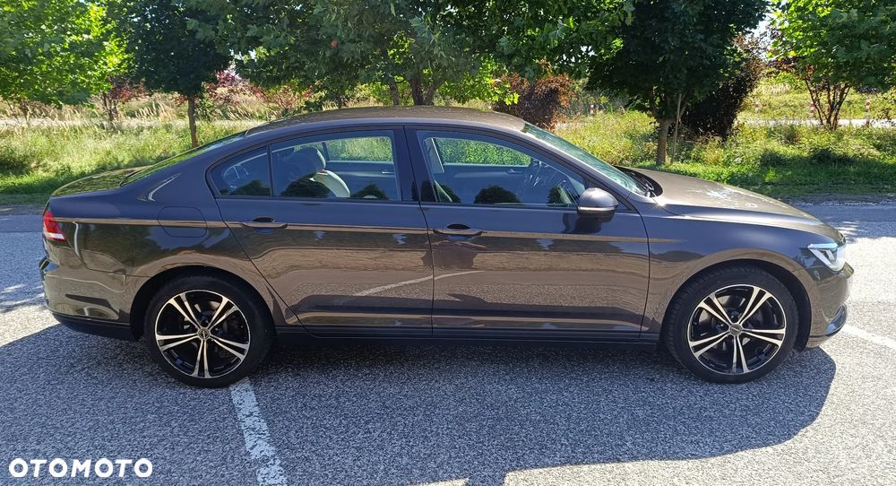 Volkswagen Passat 2.0 TDI BMT Comfortline - 3