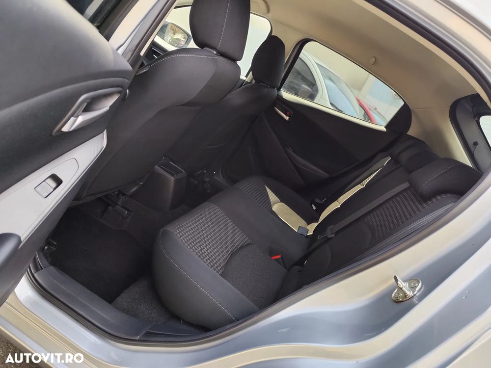 Mazda 2 SKYACTIV-G 90 Homura - 7