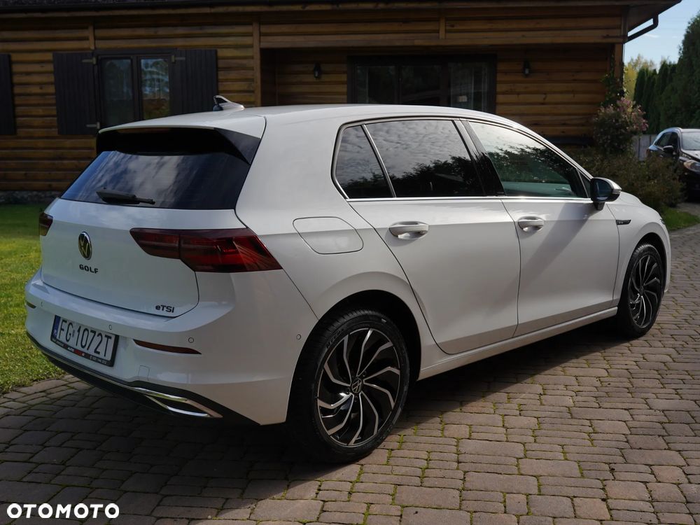Volkswagen Golf 1.5 eTSI Style DSG - 7