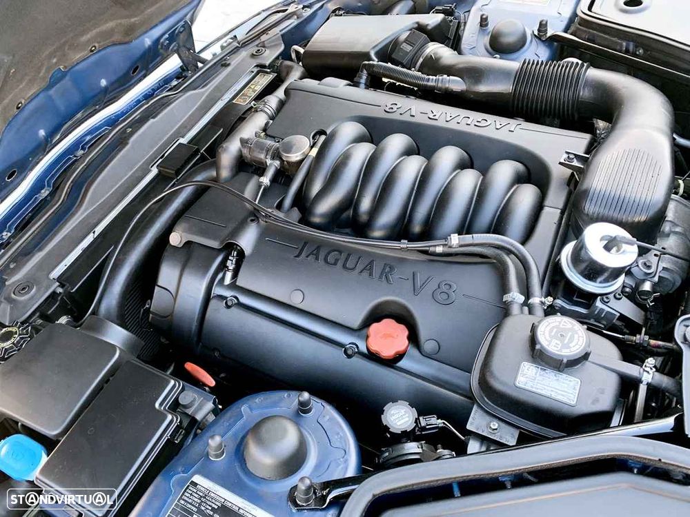 Jaguar XK XK8 4.0 Convertible Classic - 33