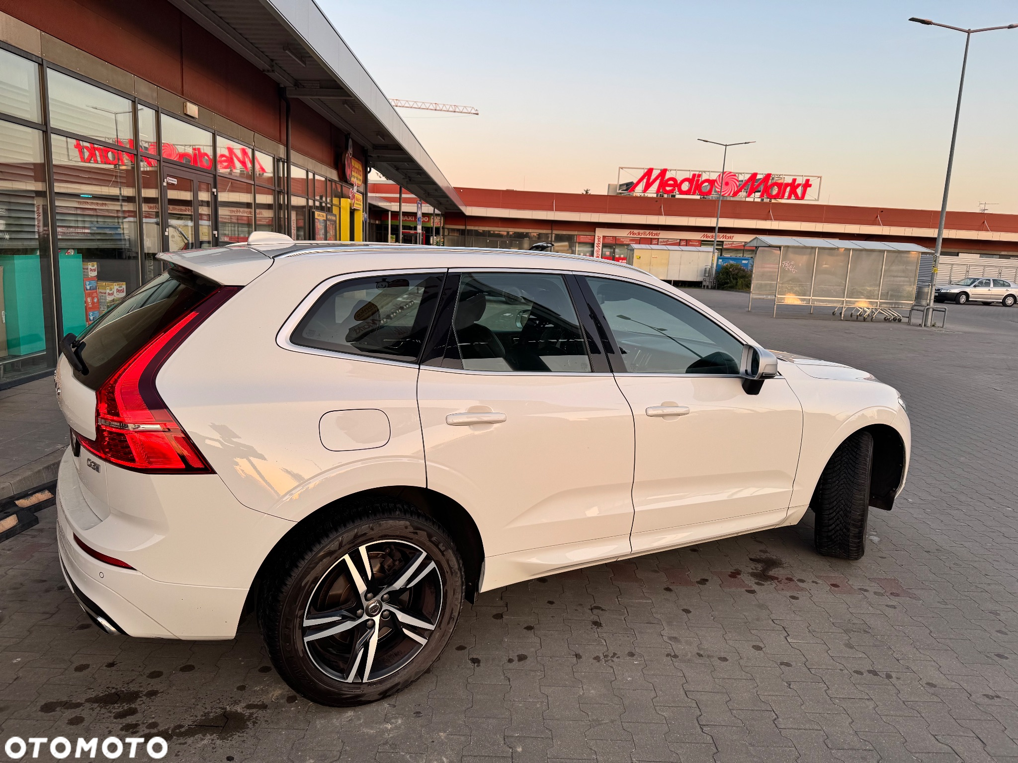 Volvo XC 60 D3 R-Design - 6