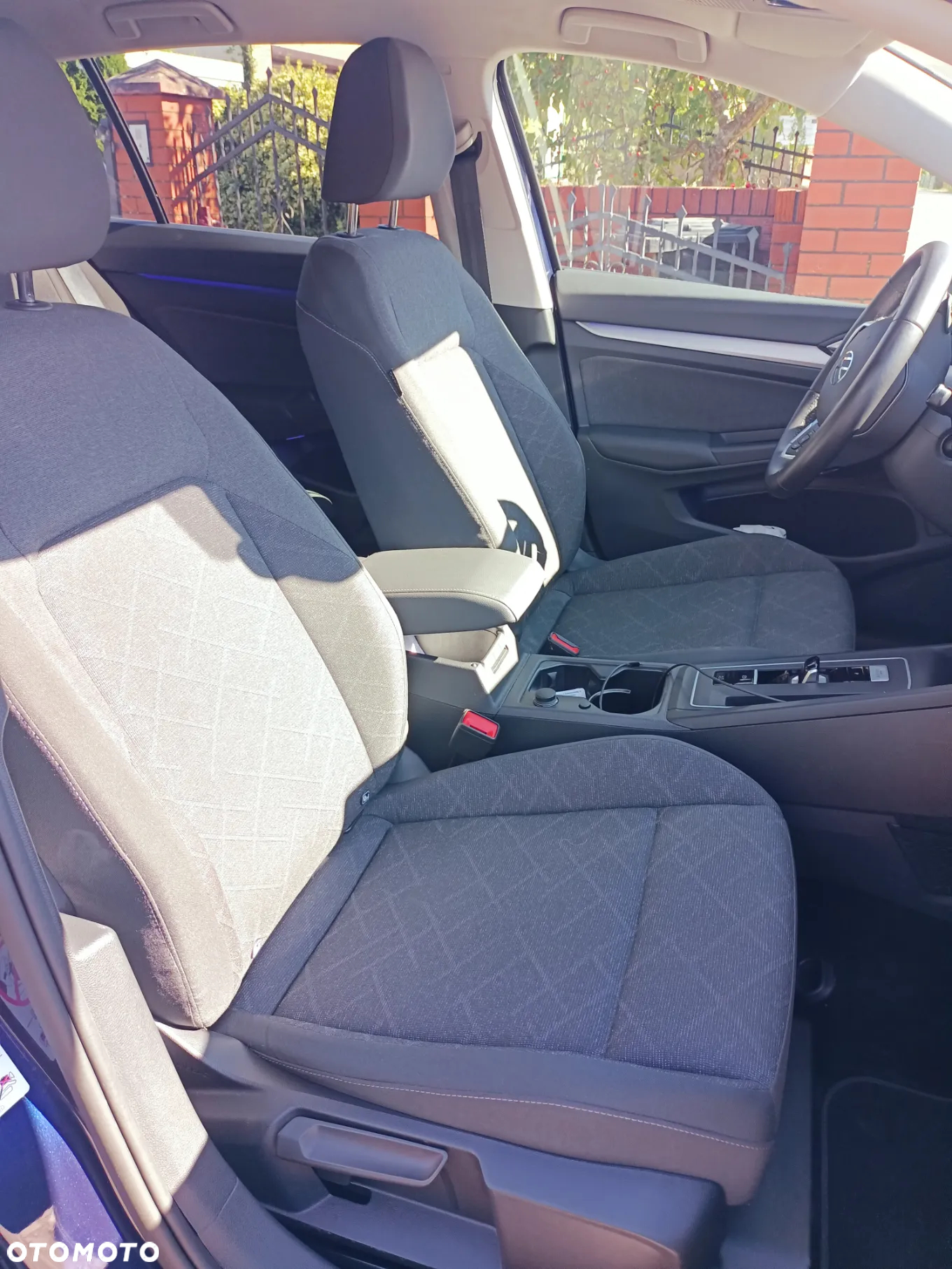 Volkswagen Golf 1.5 eTSI OPF DSG Style - 15