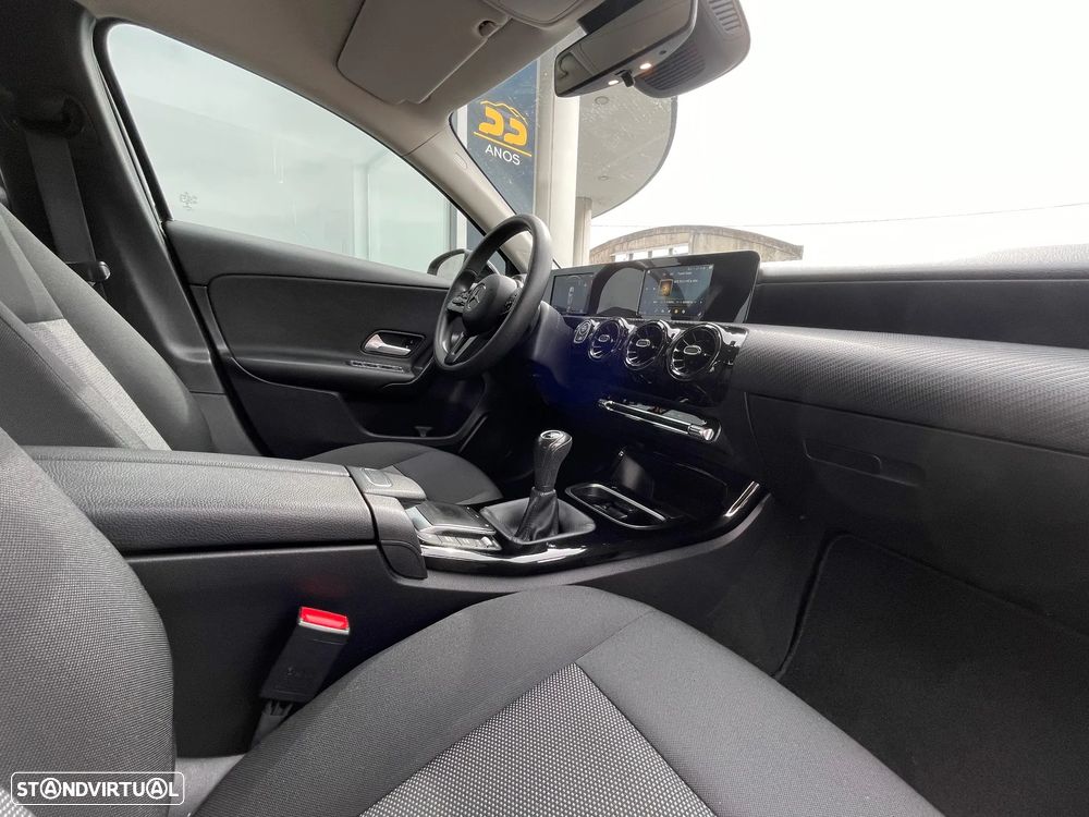 Mercedes-Benz A 160 Edition 2020 - 16