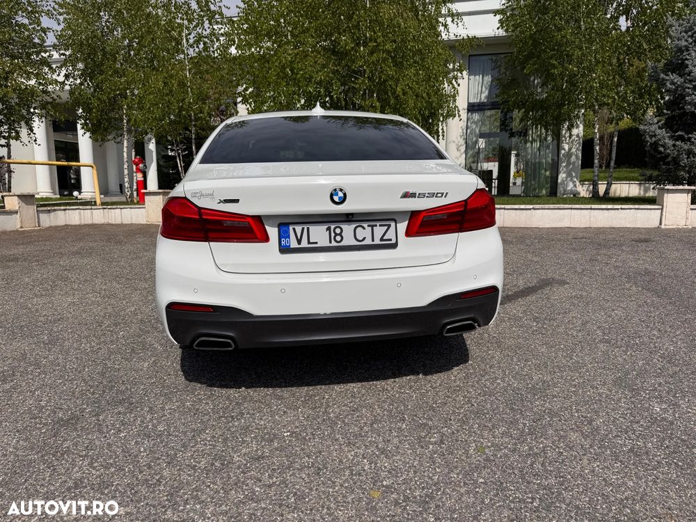 BMW Seria 5 530i xDrive Aut. M Sport Edition - 7