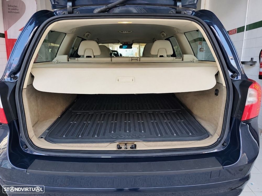 Volvo V70 2.0 D4 Summum - 16