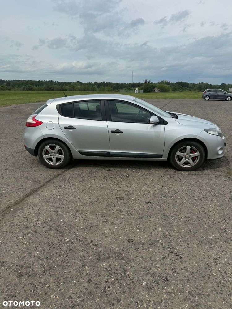 Renault Megane 1.5 dCi Authentique - 7