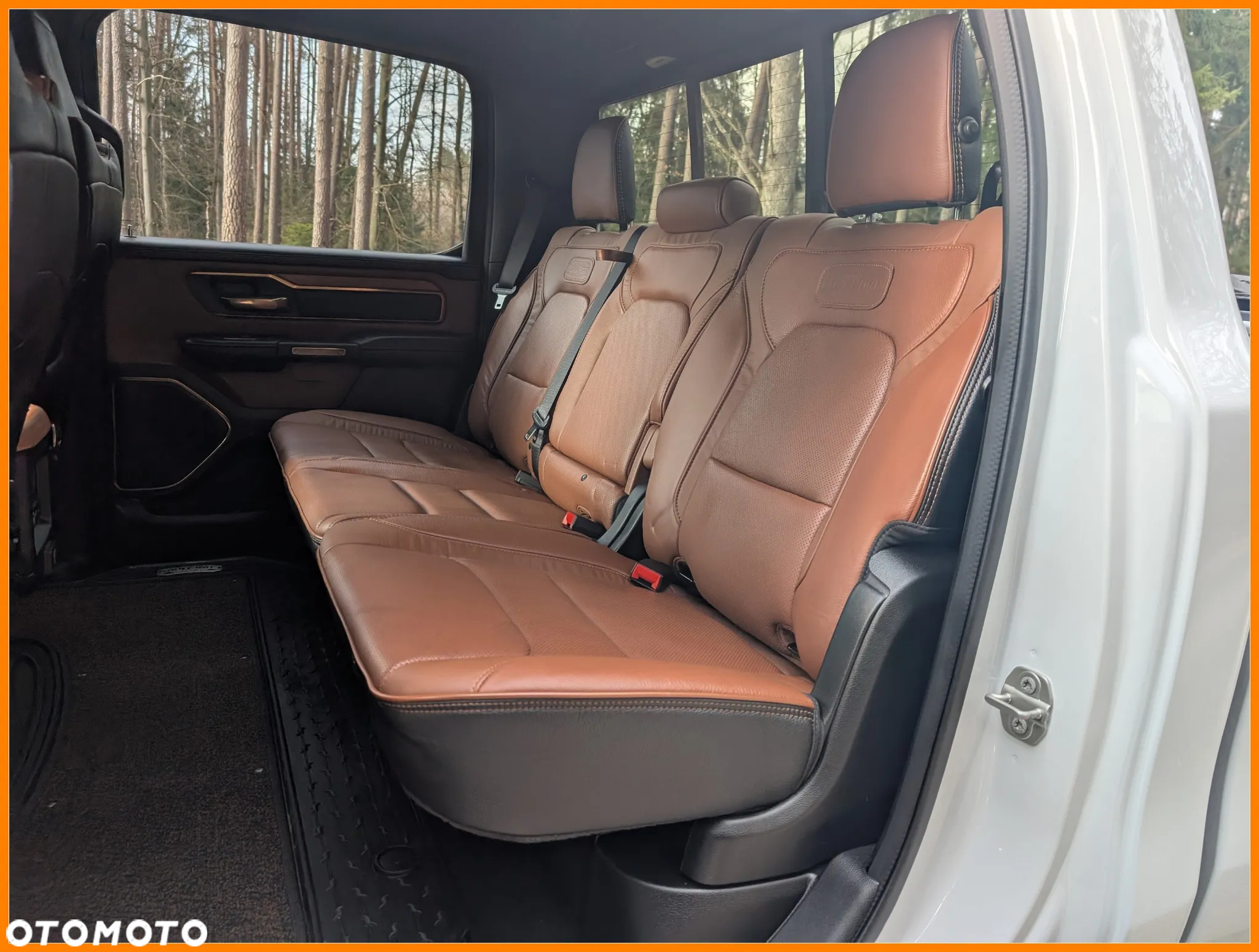 RAM 1500 Crew Cab Longhorn - 15