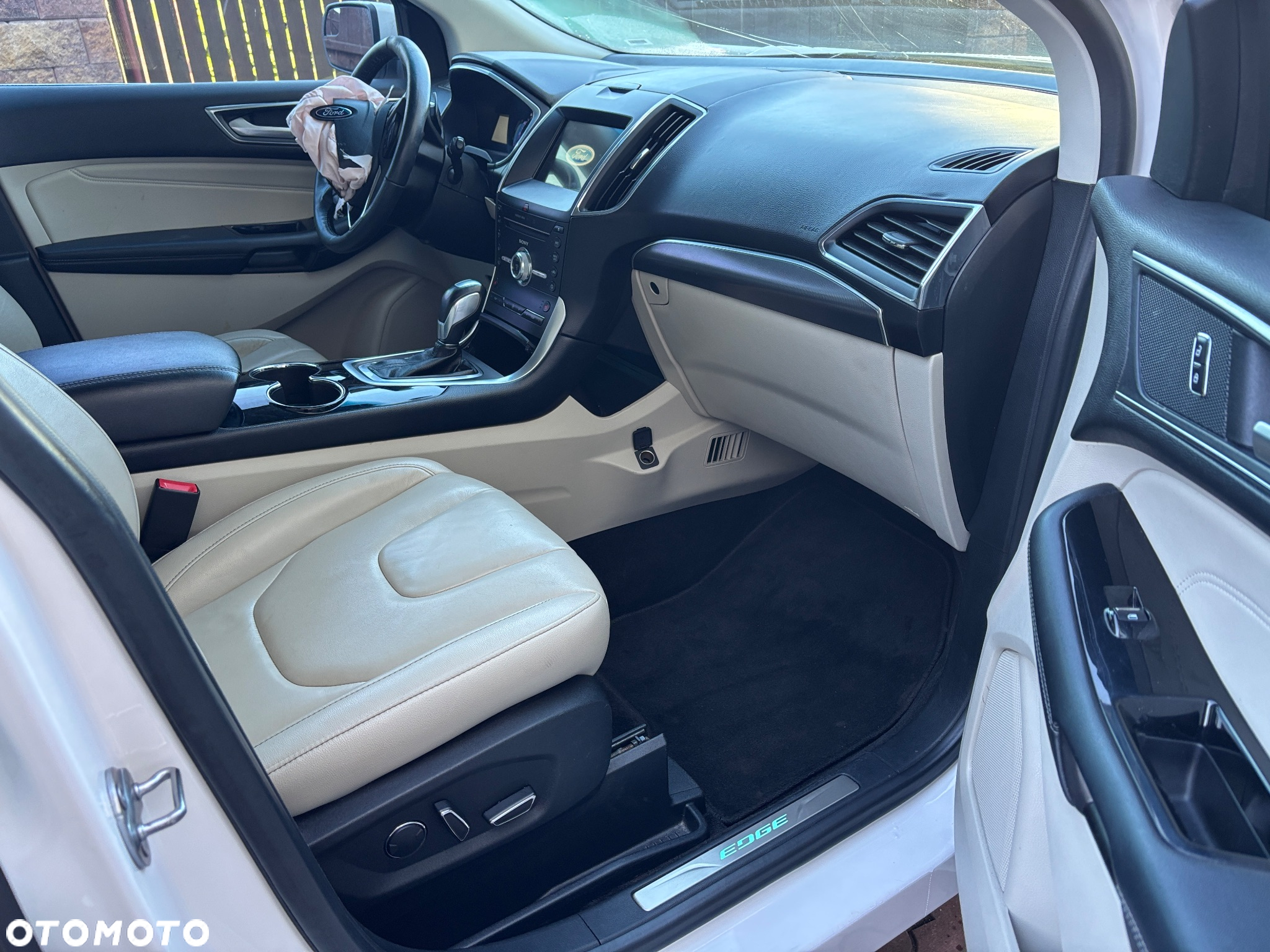 Ford Edge - 7