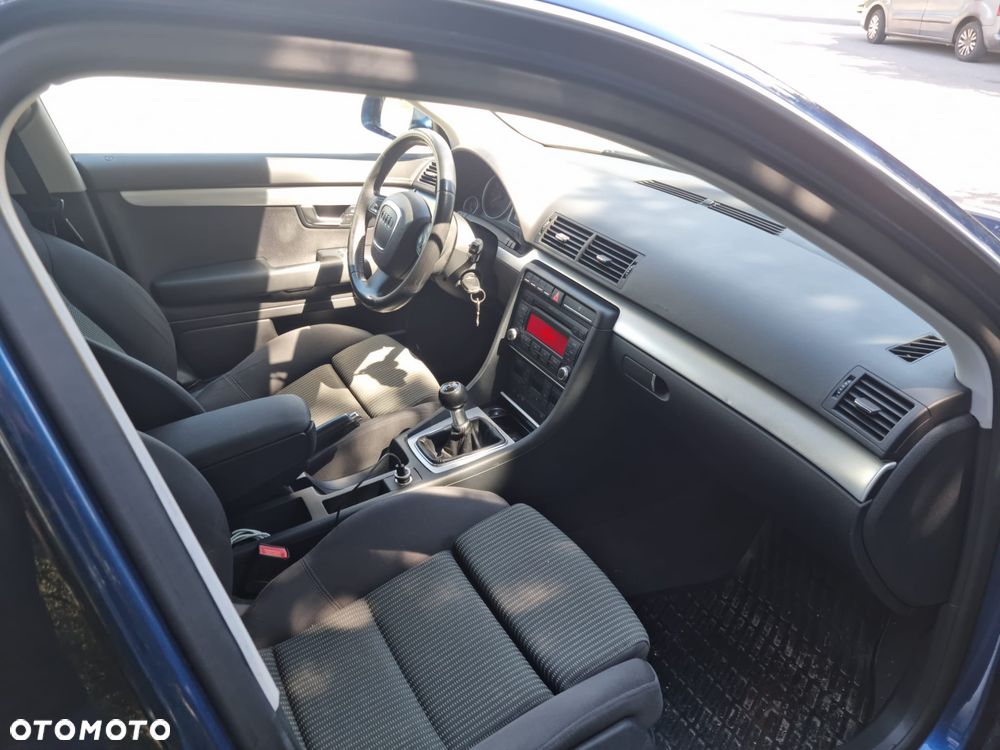 Audi A4 Avant - 12