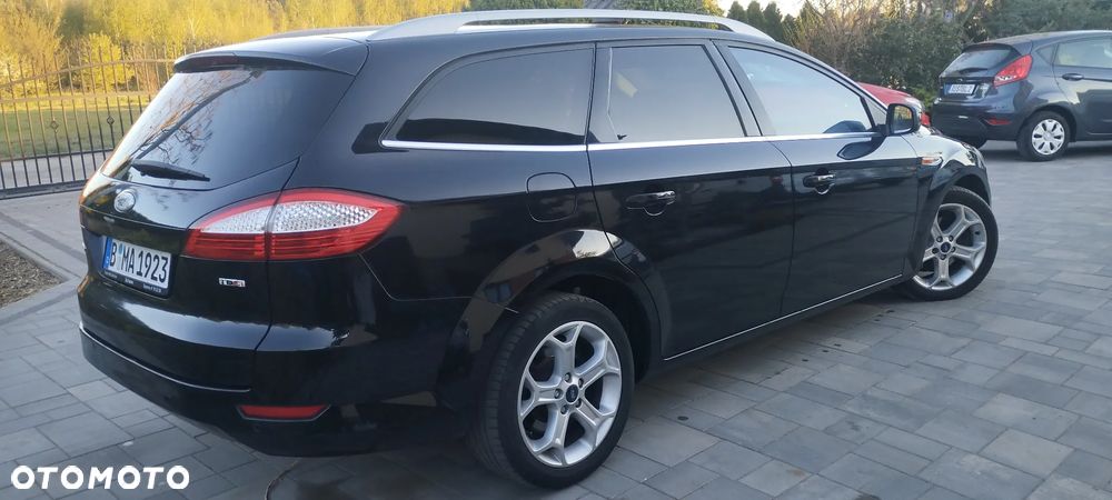 Ford Mondeo - 22