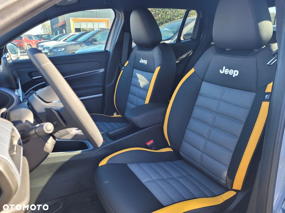 Jeep Avenger 1.2 T3 mHEV The North Face 4xe eDCT6 - 16