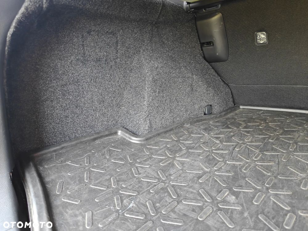Toyota RAV4 2.5 Hybrid Executive 4x4 - 32