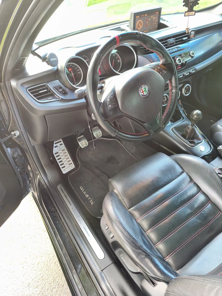 Alfa Romeo Giulietta - 12