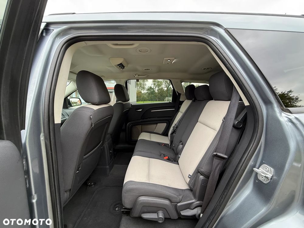 Dodge Journey 2.7 V6 R/T - 22