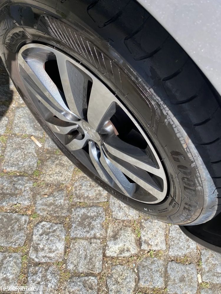 Peugeot 308 SW 1.5 BlueHDi Style EAT8 - 32