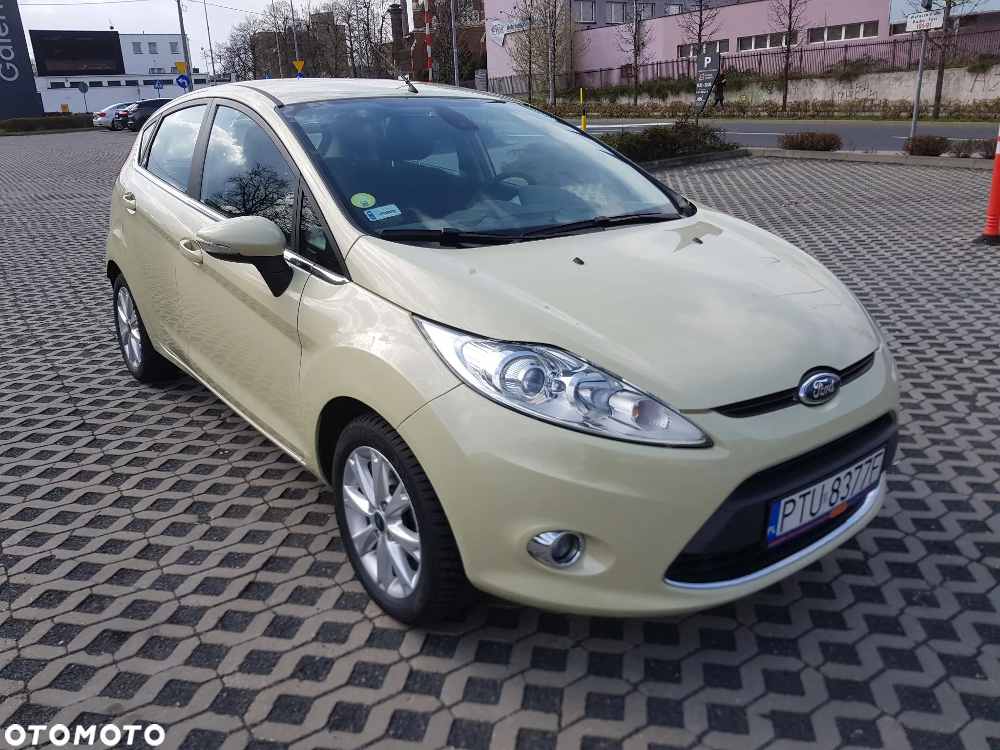 Ford Fiesta 1.25 Ghia - 1