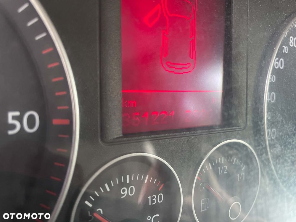 Volkswagen Golf 2.0 TDI Comfortline - 19