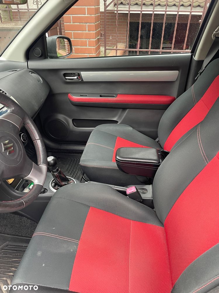 Suzuki Swift 1.6 Sport - 4