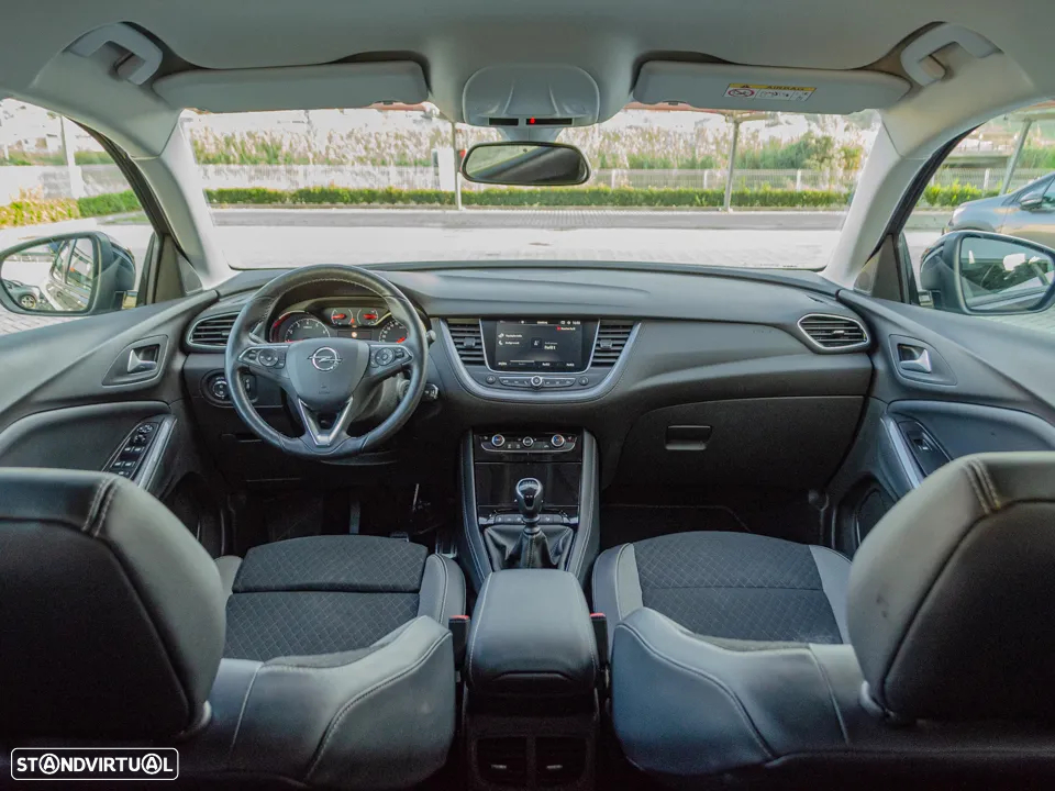 Opel Grandland X 1.2 T Innovation - 3