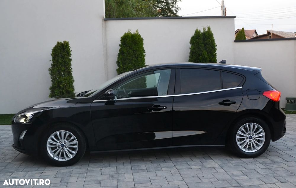 Ford Focus 1.0 EcoBoost MHEV Titanium X - 25