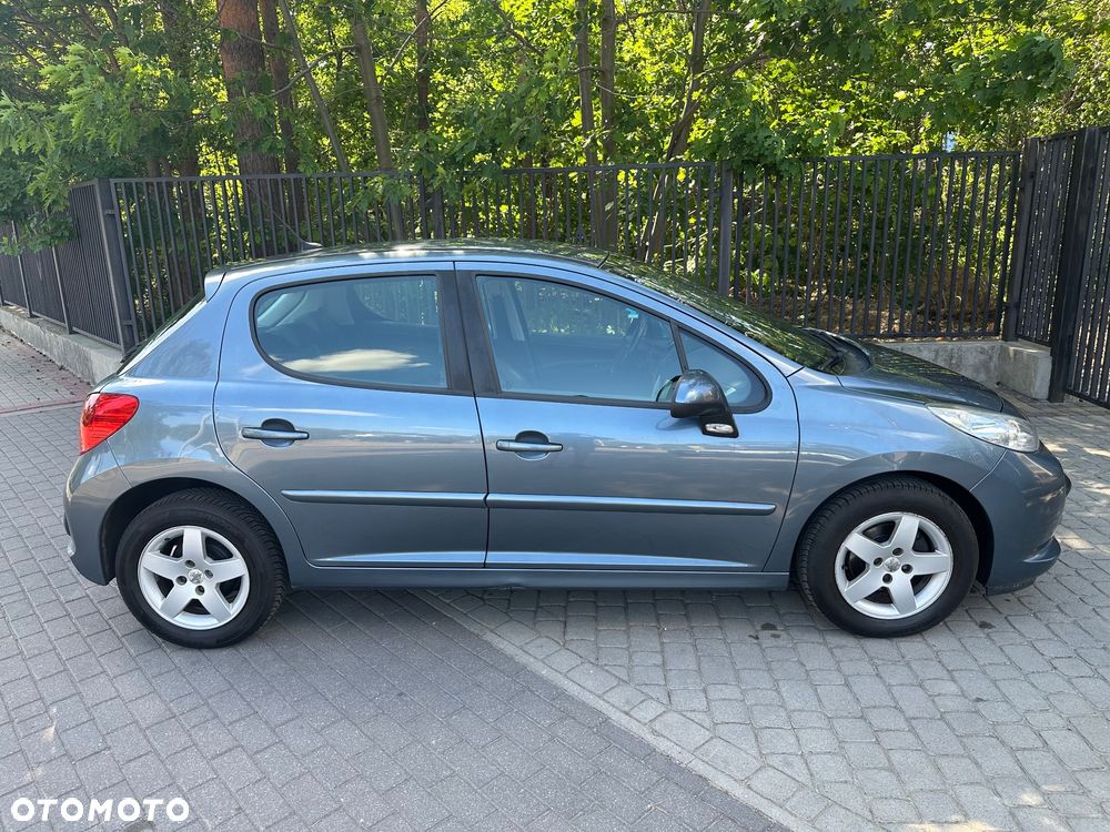 Peugeot 207 90 Filou - 6