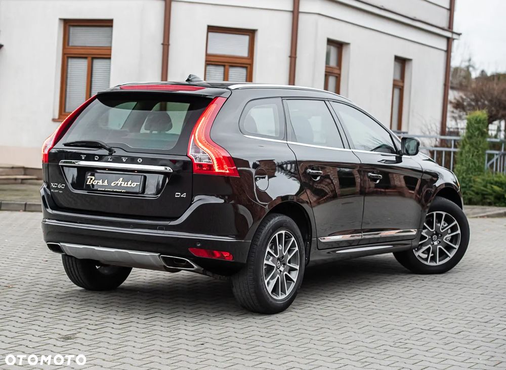 Volvo XC 60 D4 Geartronic Summum - 12
