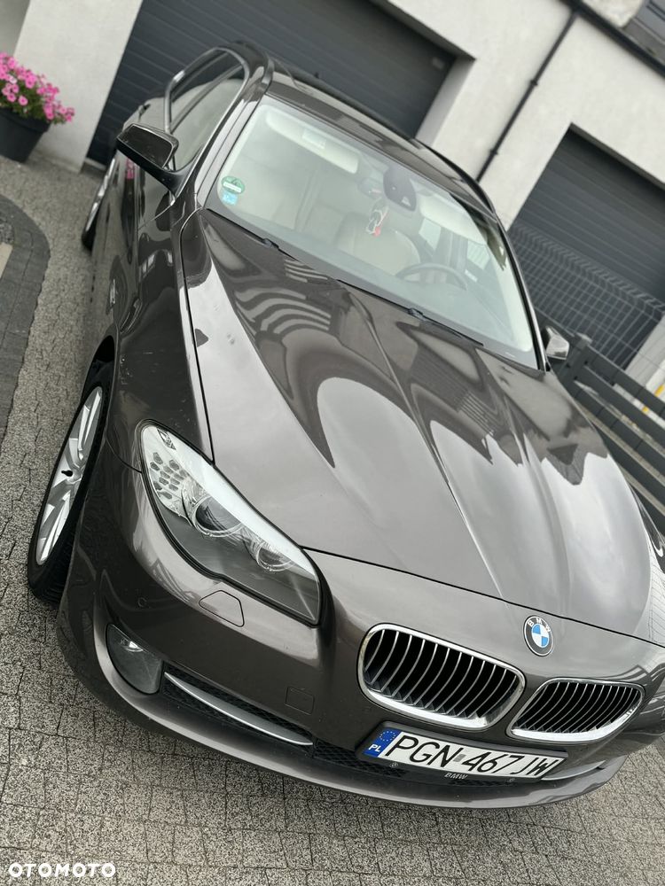 BMW Seria 5 525d - 4