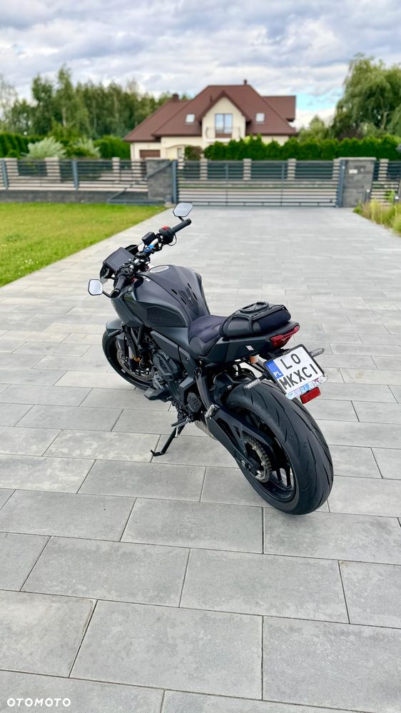 Yamaha MT - 2