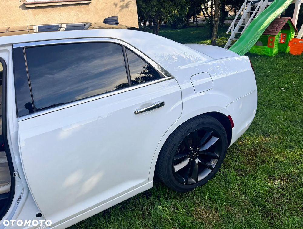 Chrysler 300 - 13