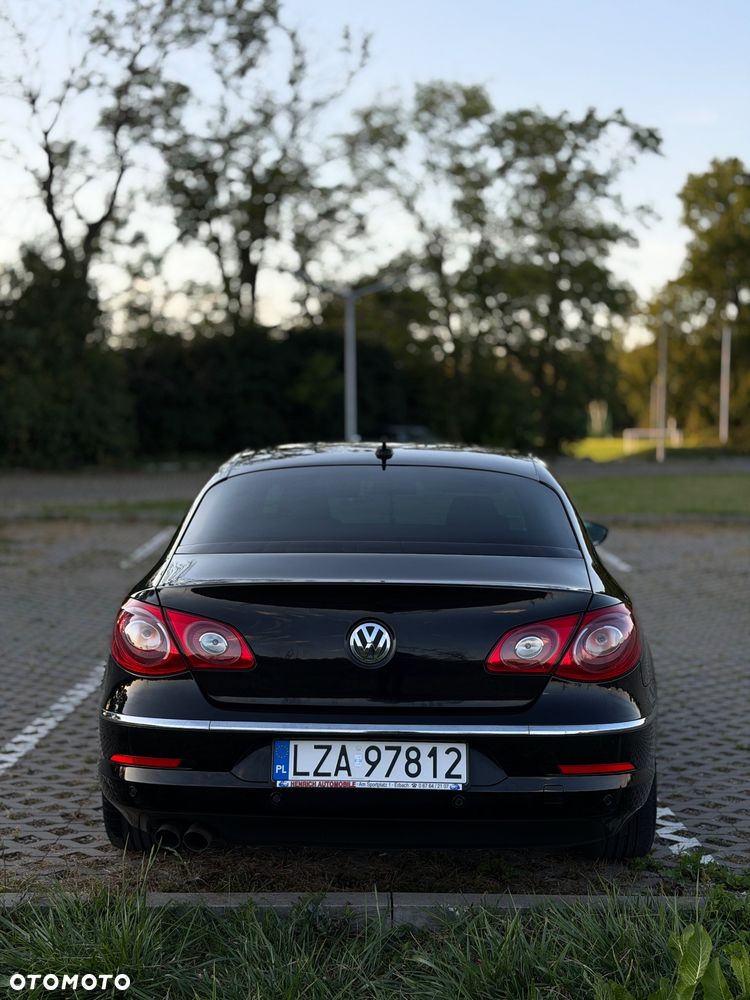 Volkswagen Passat - 6