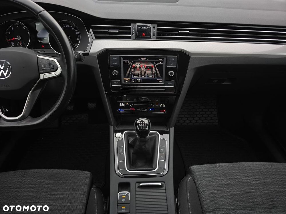 Volkswagen Passat 2022
