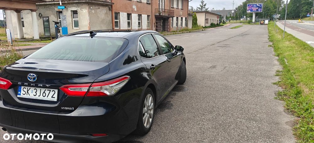 Toyota Camry 2.5 Hybrid Comfort CVT - 25
