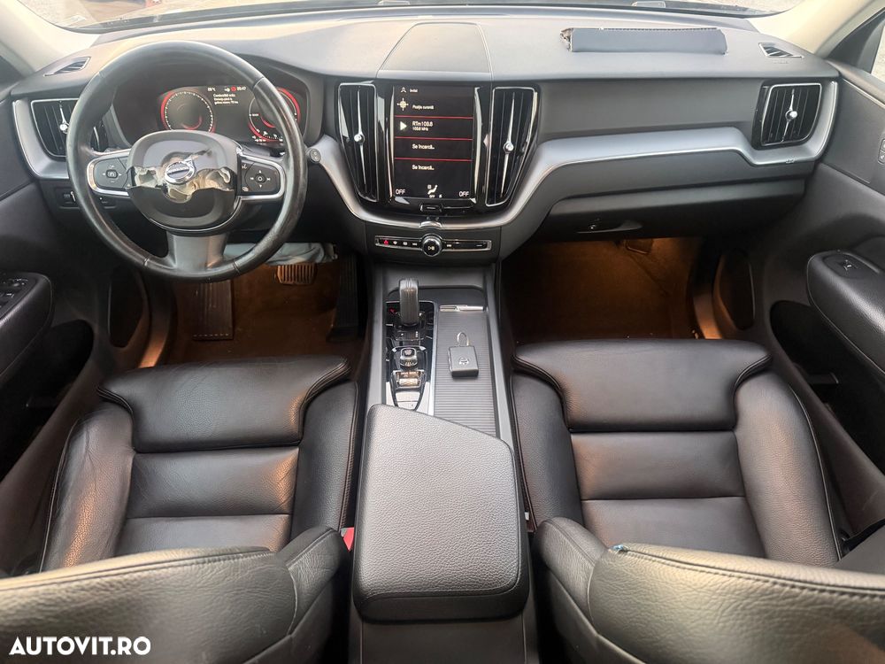 Volvo XC 60 T8 Twin Engine AWD Momentum - 6