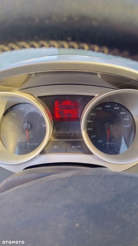 Seat Ibiza SC 1.6 16V Style - 11