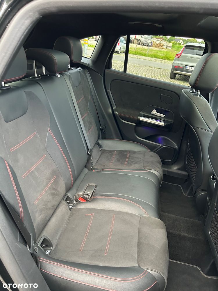 Mercedes-Benz GLA 250 e 8G-DCT AMG Line - 14