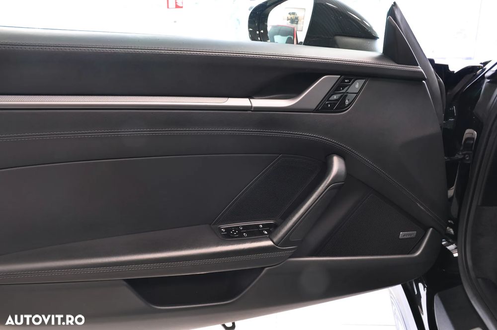 Porsche 911 Carrera 4S PDK - 10