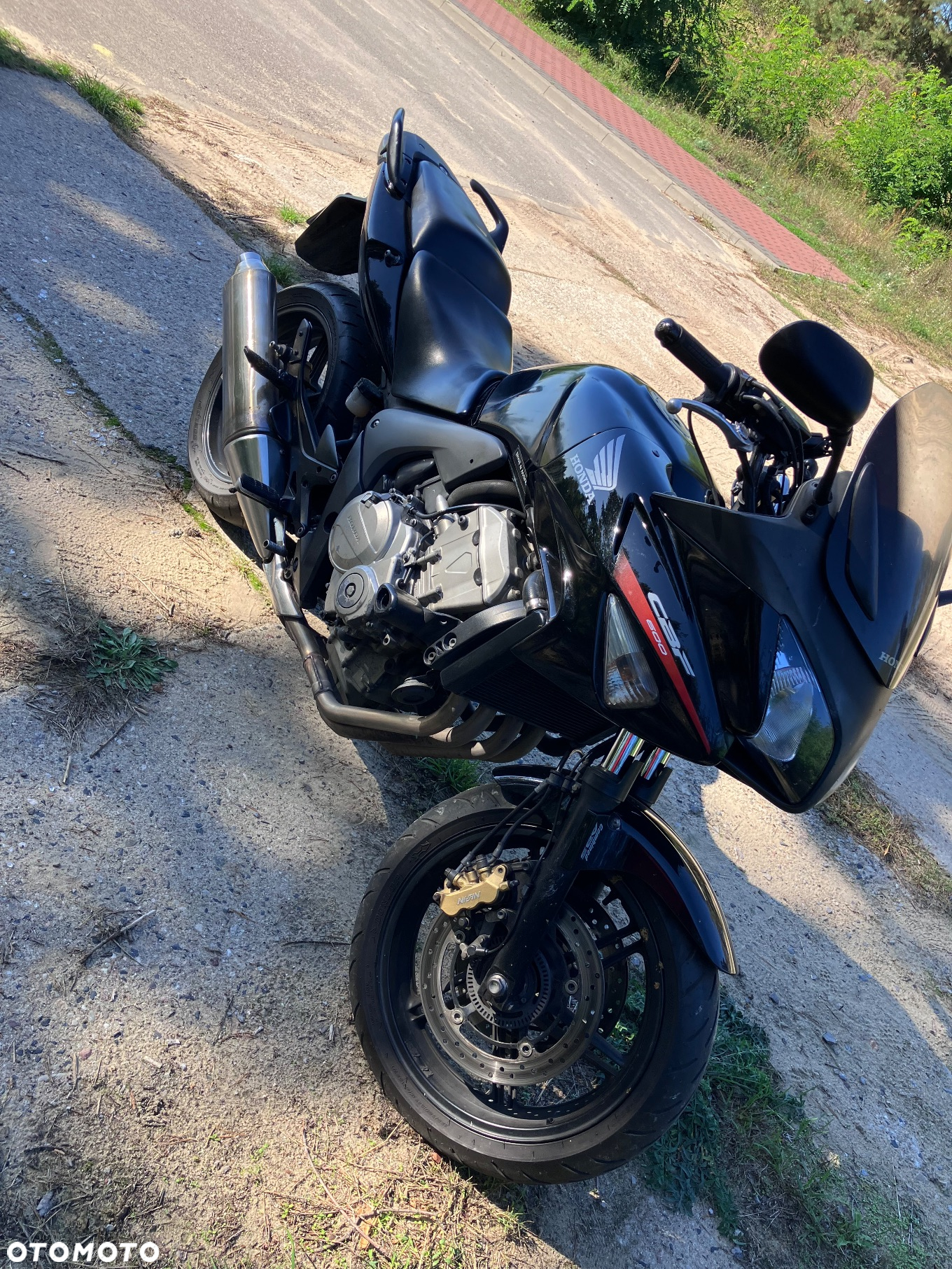 Honda CBF - 3