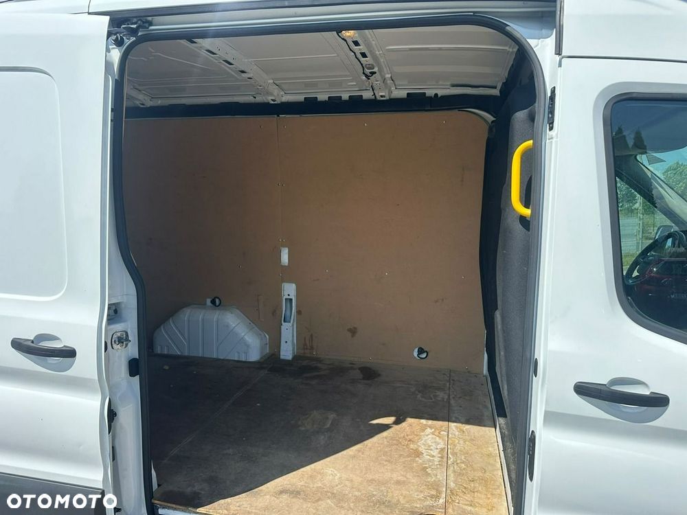Ford Transit - 13