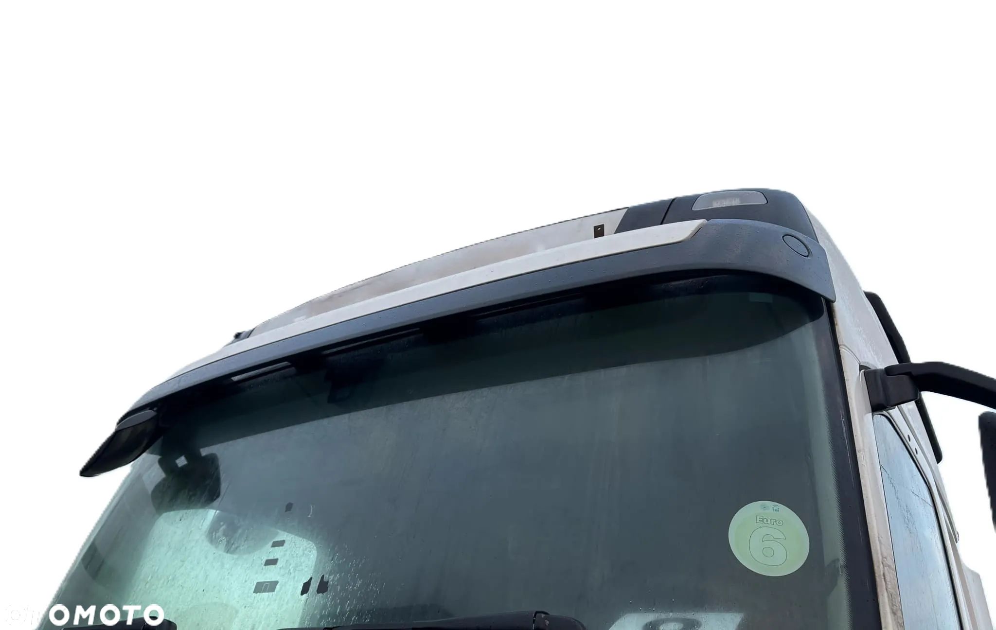 BLENDA DASZEK OSŁONA PRZECIWSŁONECZNA VOLVO FH4 - 1