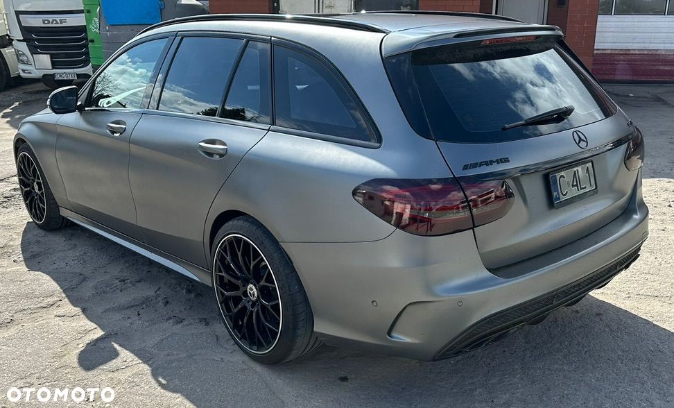 Mercedes-Benz Klasa C AMG 43 4-Matic - 13