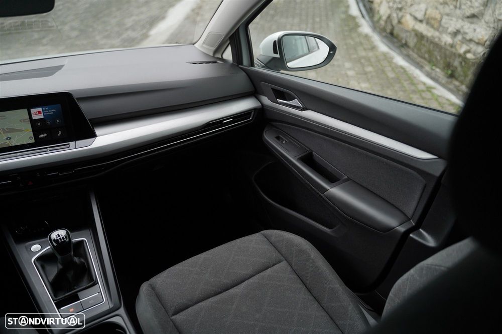 VW Golf 1.0 TSI Sportline - 25