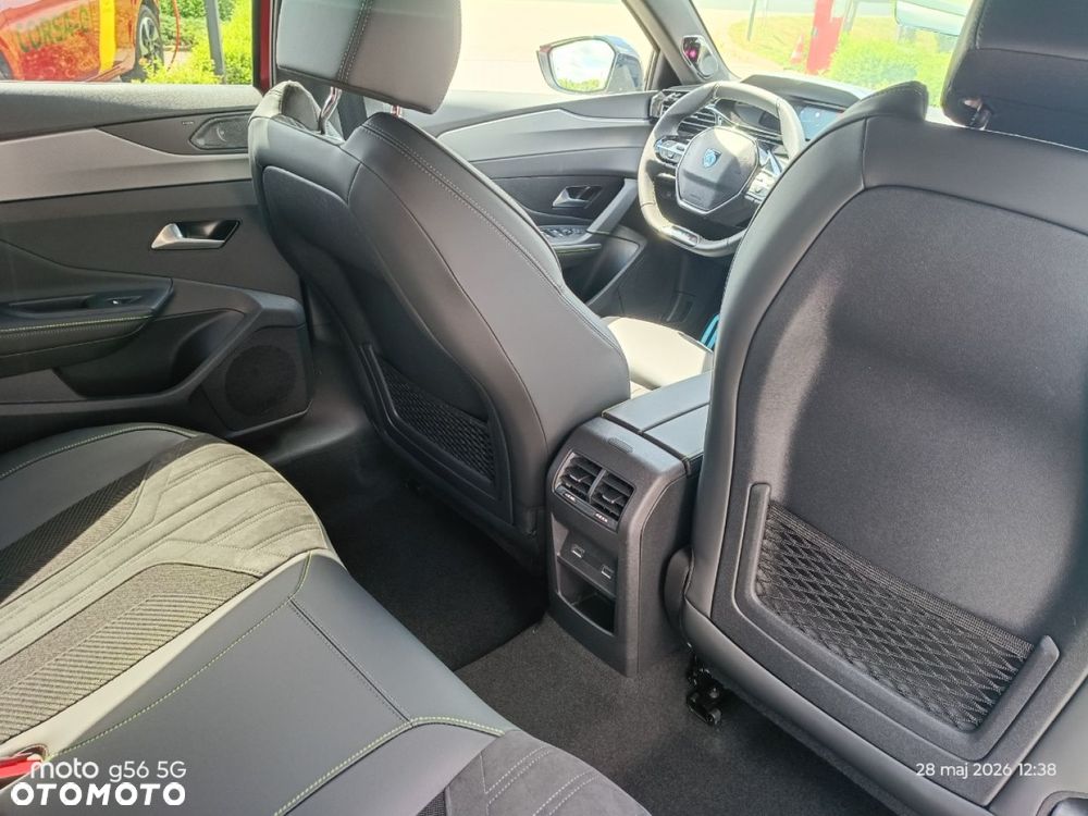 Peugeot 408 - 13