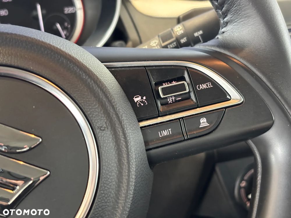 Suzuki Swift 1.2 Dualjet SHVS Premium - 24