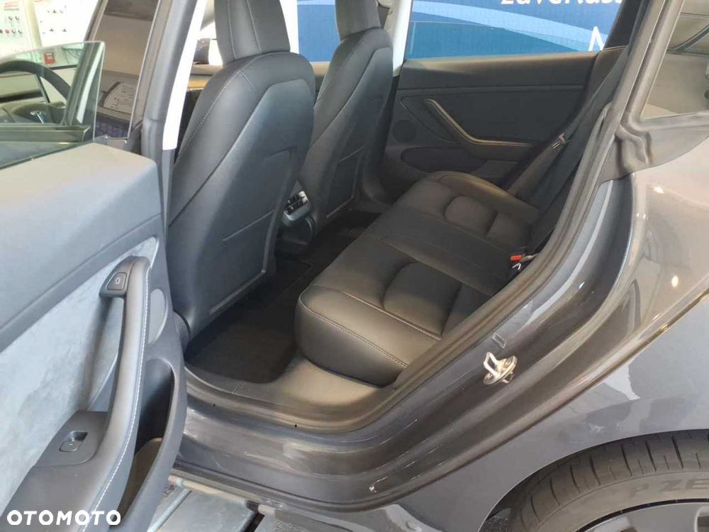 Tesla Model 3 Langstreckenbatterie Allradantrieb Dual Motor Performance - 8