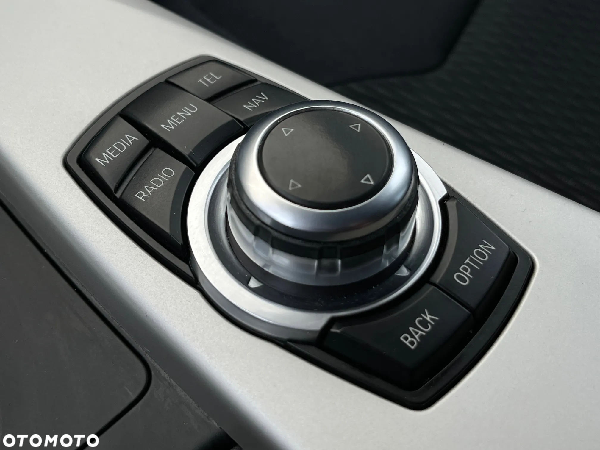 BMW Seria 3 - 32